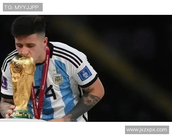 崭露头角的男孩足球球星如何在绿茵场上书写传奇人生 崭露头角的男孩足球球星如何在绿茵场上书写传奇人生