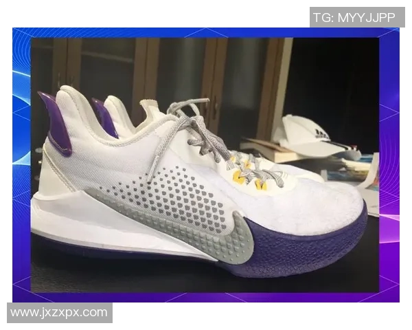 球星坚守13年不换鞋传奇 足坛最耐用的战靴背后故事 球星坚守13年不换鞋传奇 足坛最耐用的战靴背后故事