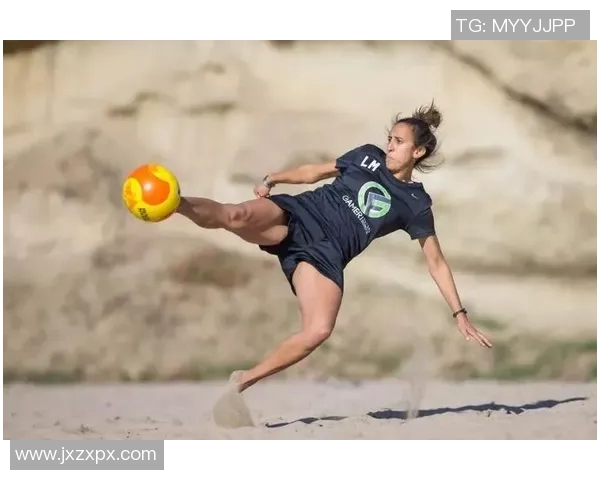 全球足球十大球星女友曝光 揭秘他们背后的女性魅力与生活圈 全球足球十大球星女友曝光 揭秘他们背后的女性魅力与生活圈