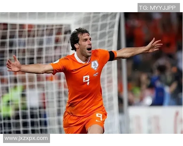 荷兰足球历史上最具影响力的传奇球星盘点